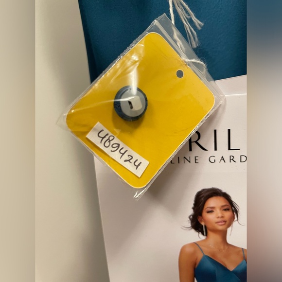 Morilee Style 21721 Midi Silky Satin Bridesmaid Dress - Size 6 - Teal - Picture 10 of 16